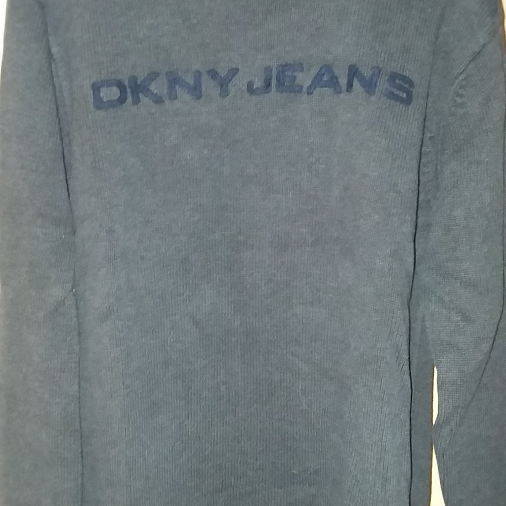 DKNY Classic heavyweight 100% cotton sweater